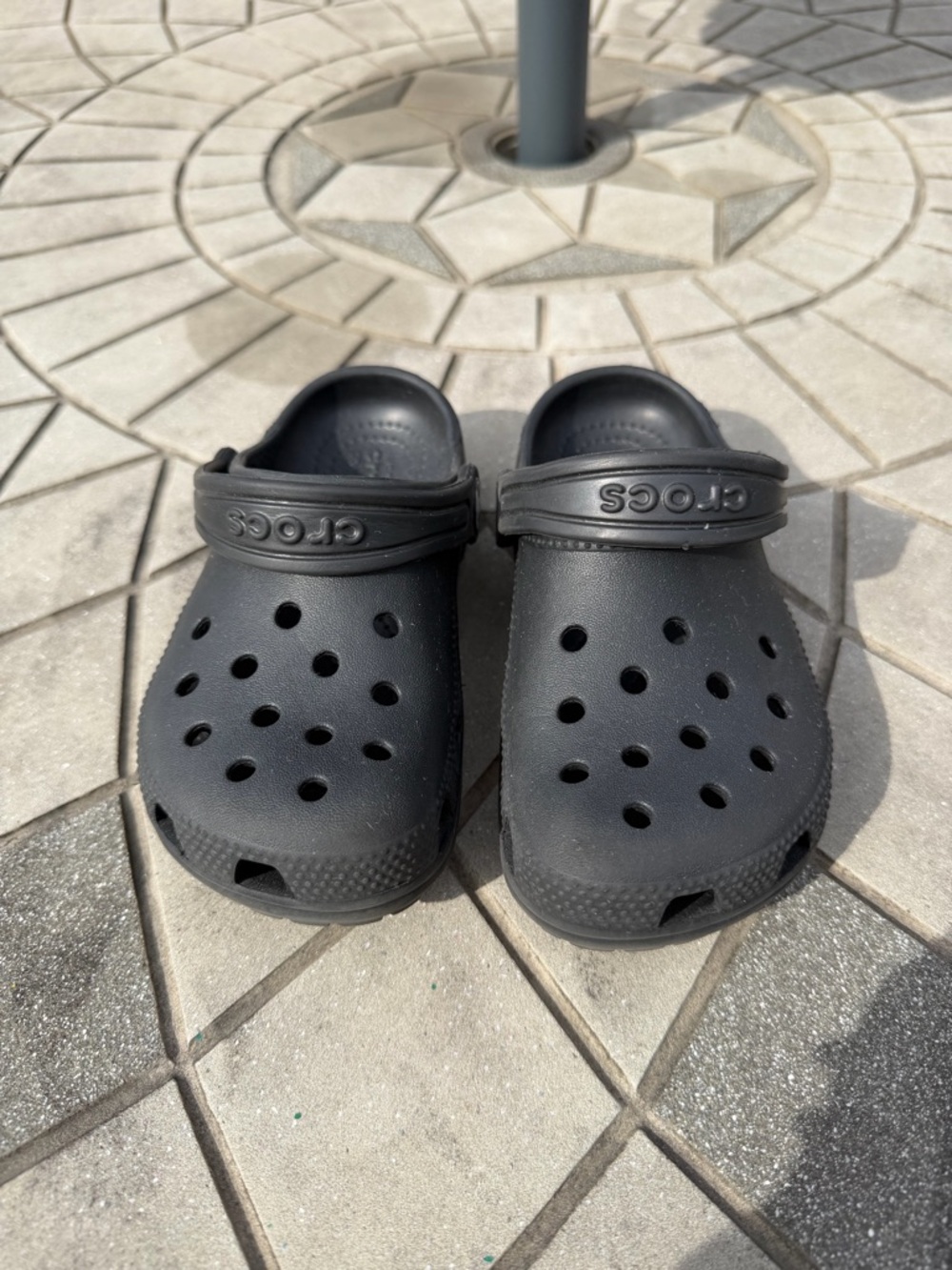 CROCS Kids Classic Clog in Black